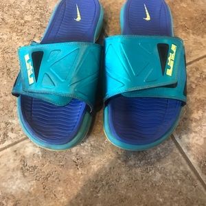 Nike Lebron slides